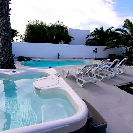 Willa Casa Alizee, Heated Pool, Hot Tub Playa Blanca  Zewnętrze zdjęcie